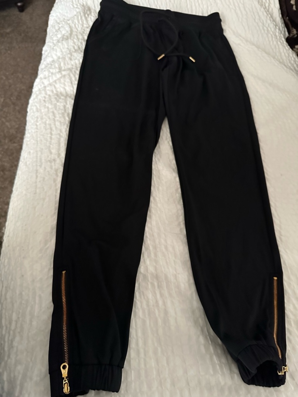 Zyia Black Jogger Pants with Gold Zippers Ex Condition size M MediumWeight